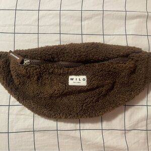 Wilo Brown Fleece Waist Bag